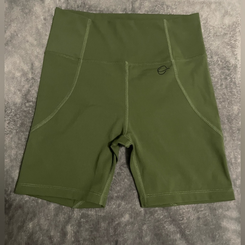 Theoutfit women’s gym shorts